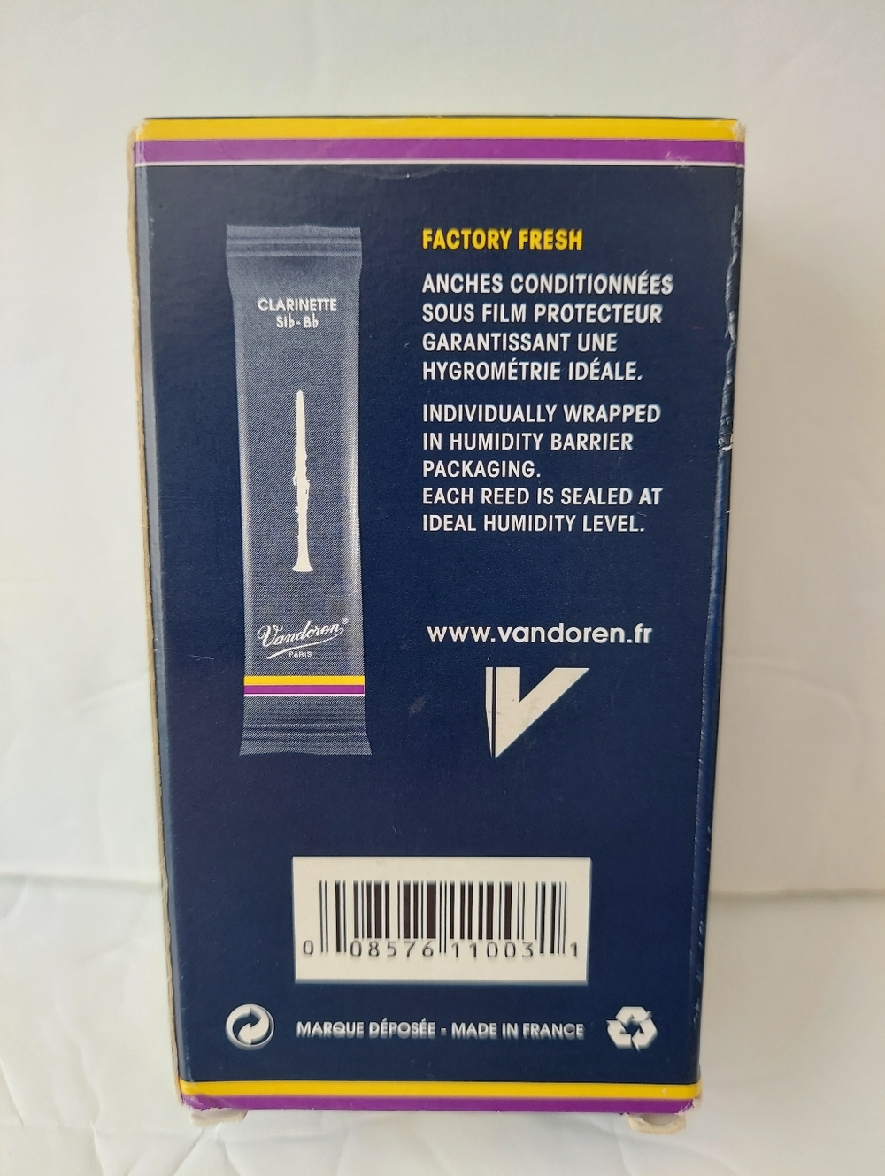 Vandoren Clarinet Reeds - Picture 3 of 5